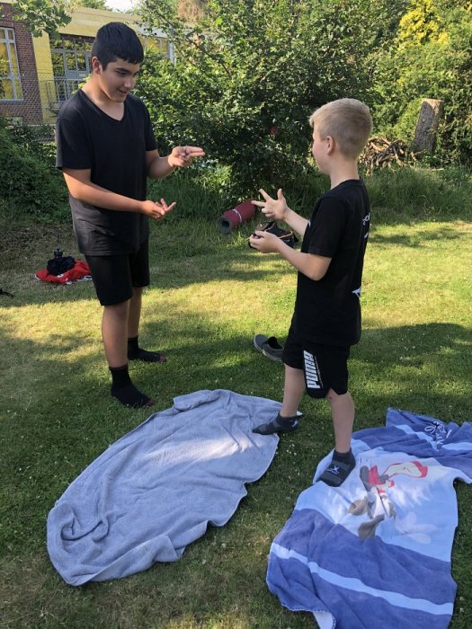 196B8FFD-EFC8-4A34-A327-A49D44BC4A3D