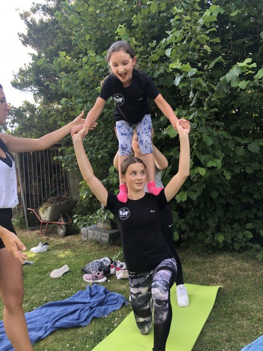 1C2DBF24-15D4-49CF-A1EE-4F43D0F01A89