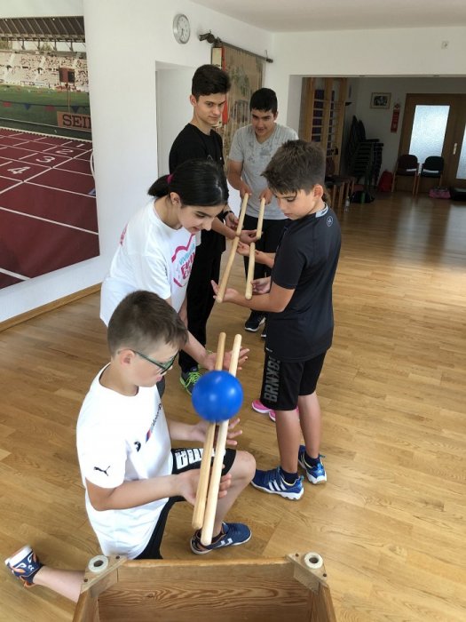 F95D48FF-6904-4ECC-B02C-0C042B3CBD74